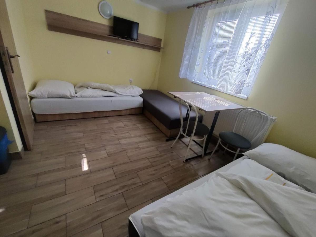 Rekreacne Zariadenie Javorinka Стара-Тура Екстер'єр фото